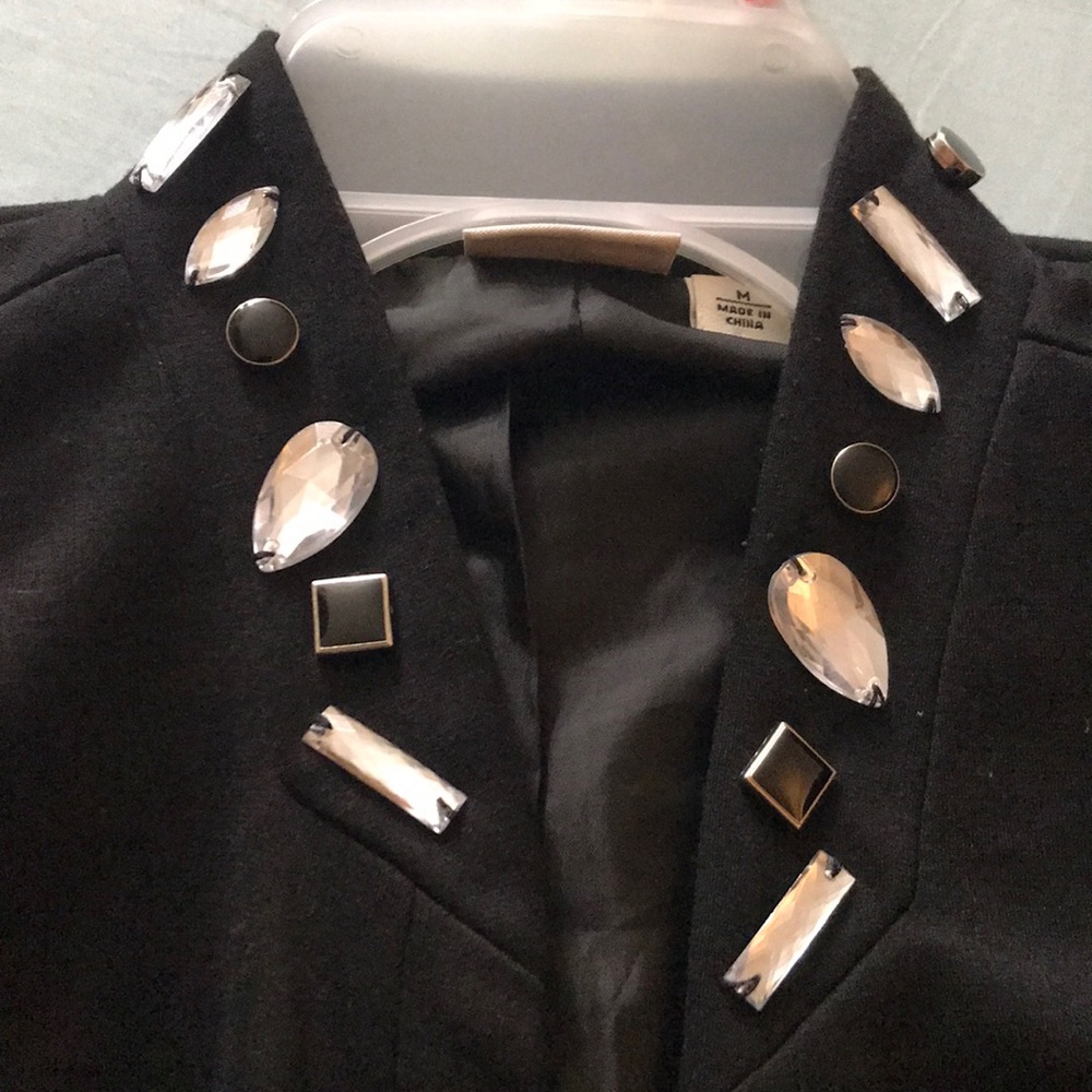 Blazer - Picture 2 of 2